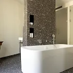 Normandy Le Chantier 4* פריז