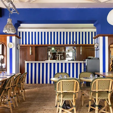 Normandy Le Chantier فندق