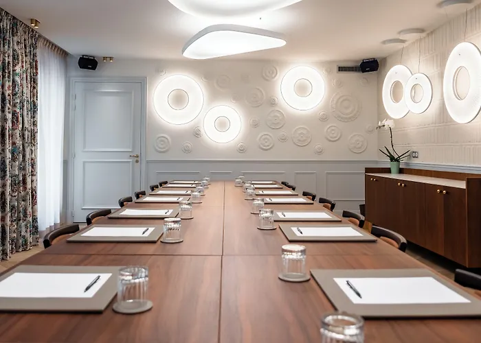 Normandy Le Chantier Hotel Paris