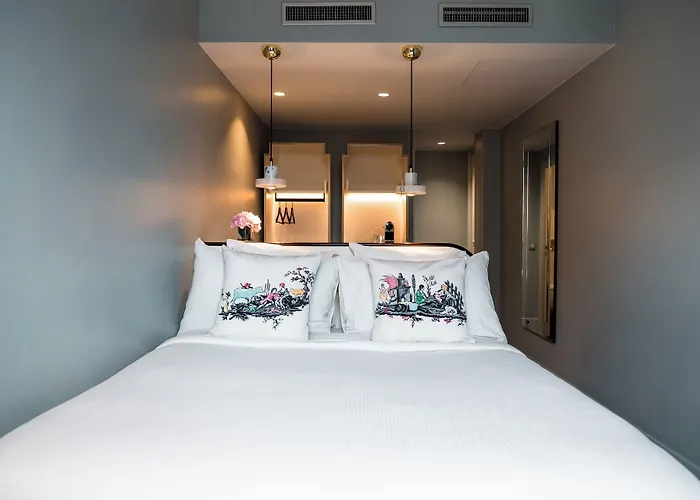 Hotel Normandy Le Chantier Paris