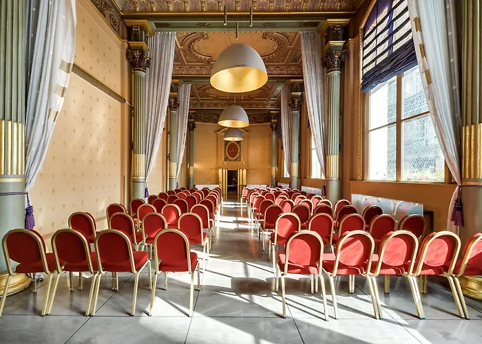 Normandy Le Chantier מלון 4*